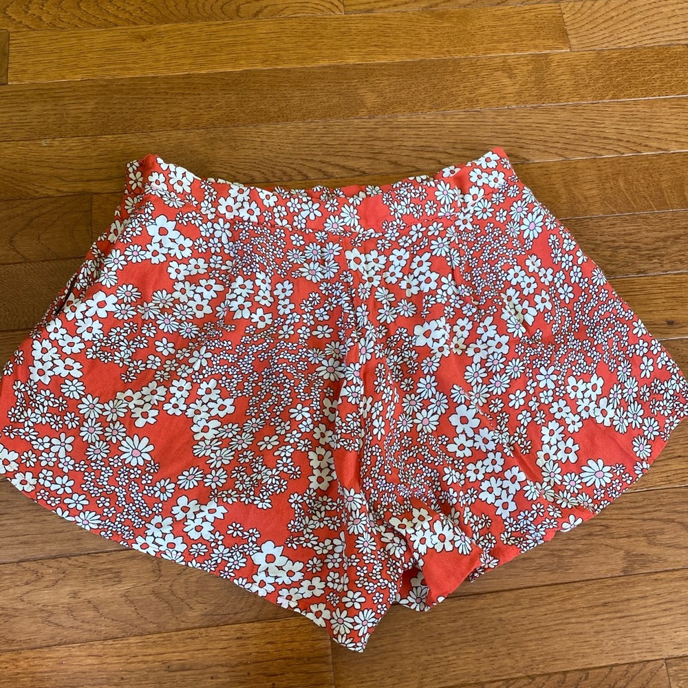 Floral shorts - Picture 3 of 3